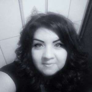 Meet your Posher, Liz